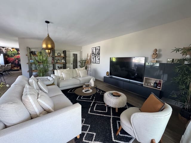 6 soverom Villa til salgs i Albir, Alfaz del Pi / L'Alfàs del Pi med svømmebasseng garasje - € 1 795 000 (Ref: 9952000)