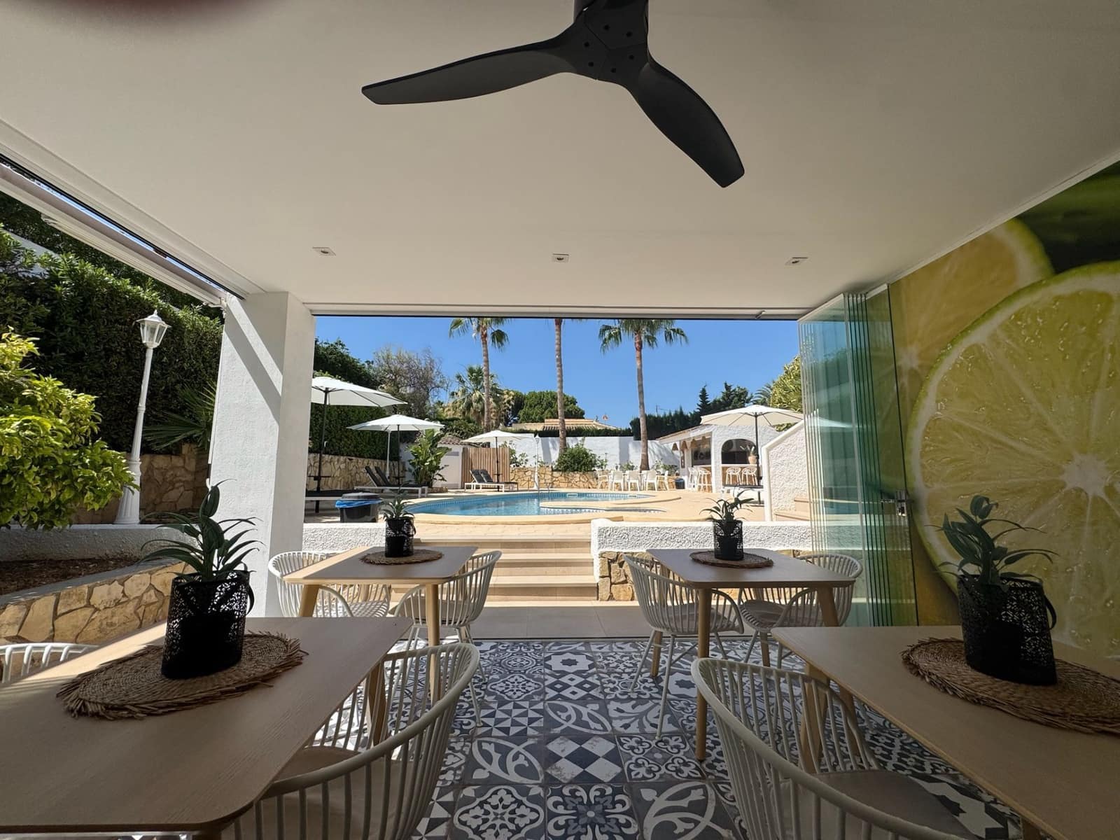 6 sovrum Villa till salu i Albir med pool garage - 1 795 000 € (Ref: 9952000)
