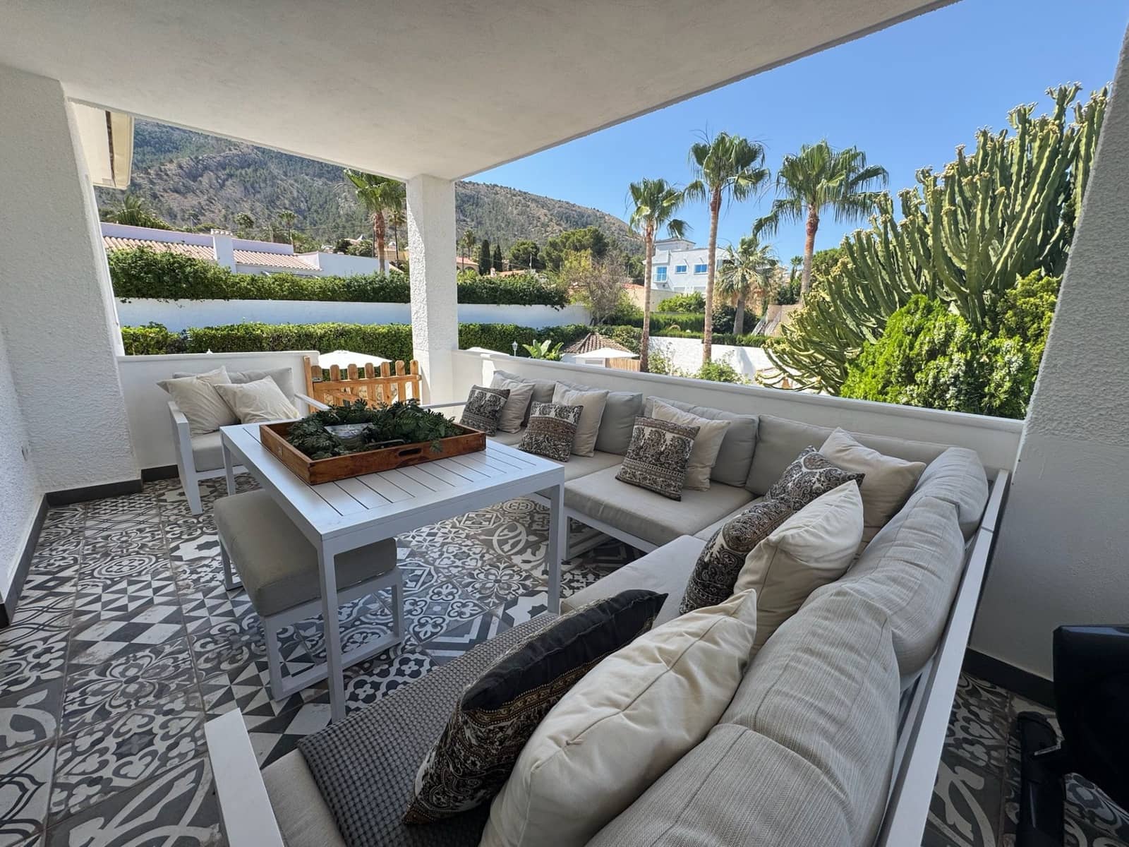 6 sovrum Villa till salu i Albir med pool garage - 1 795 000 € (Ref: 9952000)