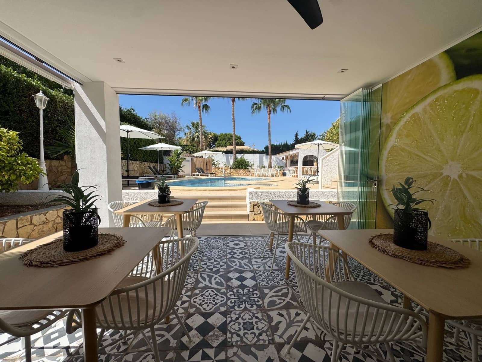6 sovrum Villa till salu i Albir med pool garage - 1 795 000 € (Ref: 9952000)