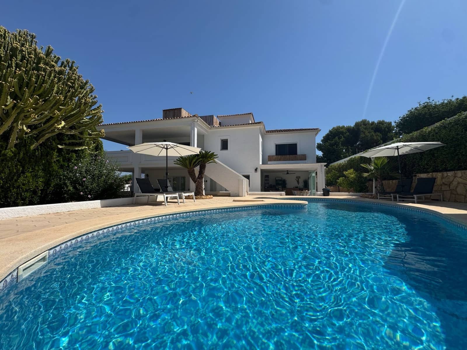 6 sovrum Villa till salu i Albir med pool garage - 1 795 000 € (Ref: 9952000)