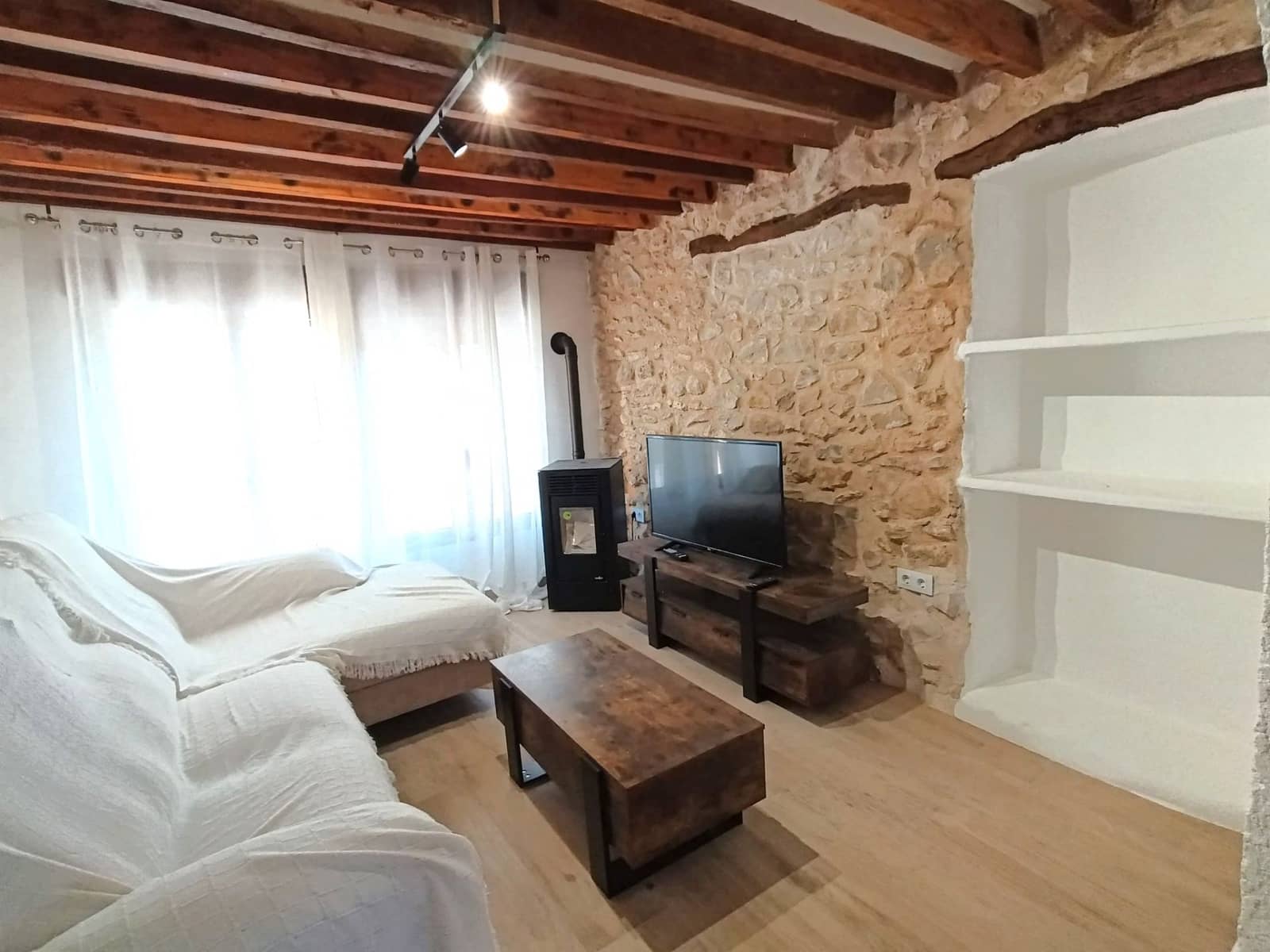 Finca/Casa Rural de 3 habitaciones en Benissa en alquiler con piscina - 1.250 € (Ref: 10033422)