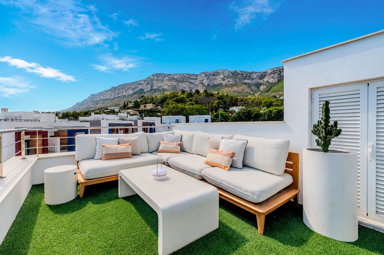 3 bedroom Villa for sale in Denia with pool garage - € 499,000 (Ref: 10054623)