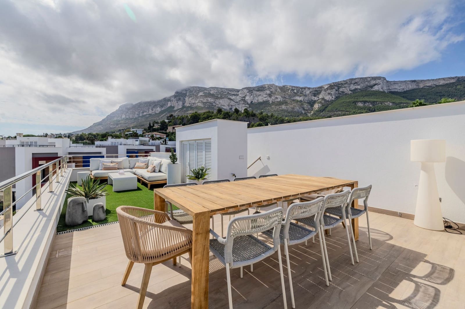 3 bedroom Villa for sale in Denia with pool garage - € 499,000 (Ref: 10054623)