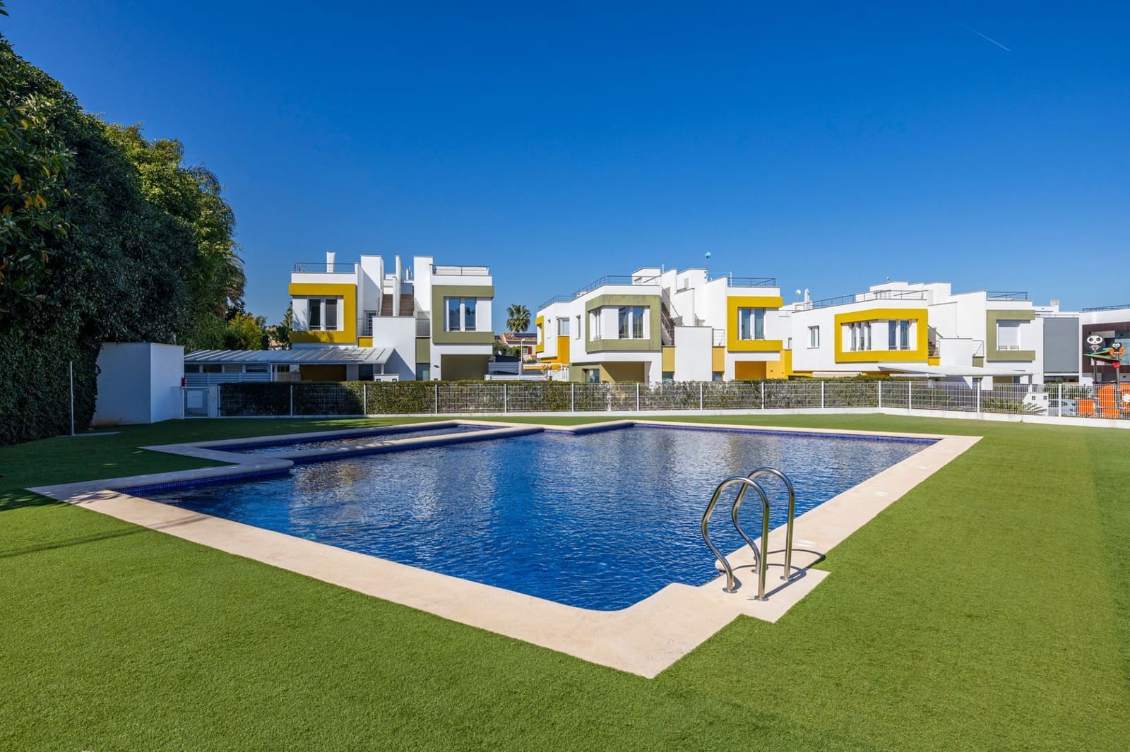 3 bedroom Villa for sale in Denia with pool garage - € 499,000 (Ref: 10054623)