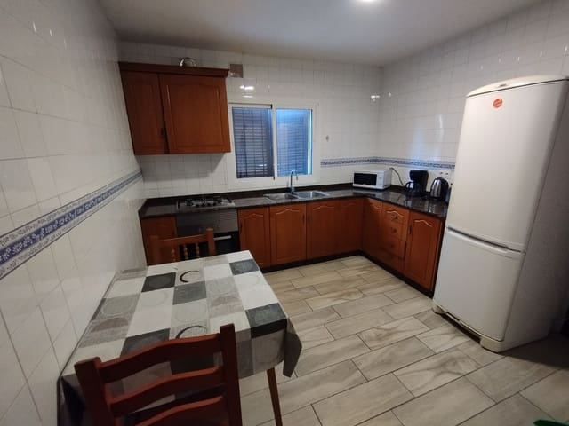 Chalet de 3 habitaciones en Calpe / Calp en alquiler con piscina garaje - 1.000 € (Ref: 10061246)