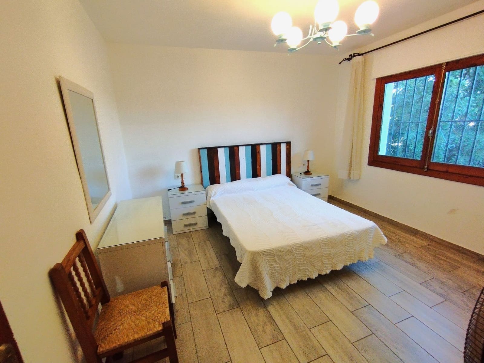 Chalet de 3 habitaciones en Calpe / Calp en alquiler con piscina garaje - 1.000 € (Ref: 10061246)