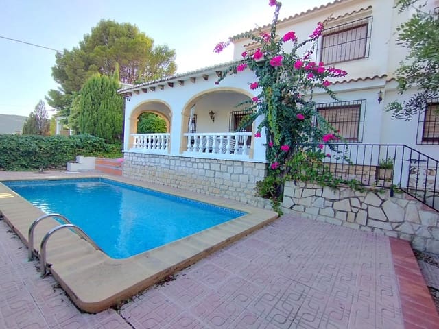 Chalet de 3 habitaciones en Calpe / Calp en alquiler con piscina garaje - 1.000 € (Ref: 10061246)
