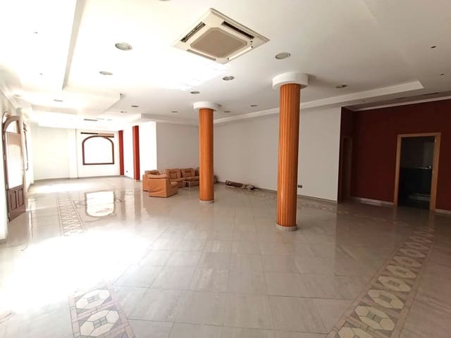 Kommersiell til leie i Benissa - € 800 (Ref: 10061247)