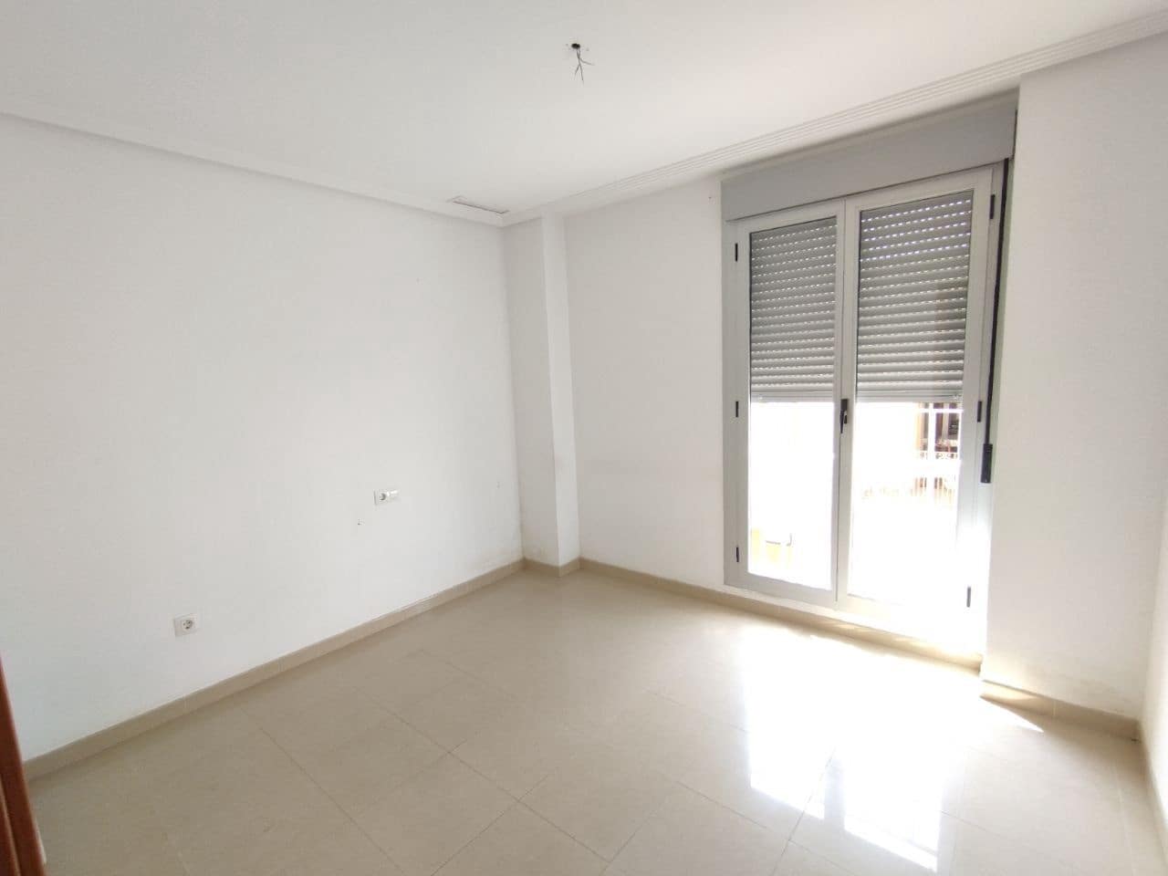 3 soveværelse Lejlighed til leje i Benissa med garage - € 750 (Ref: 10080373)