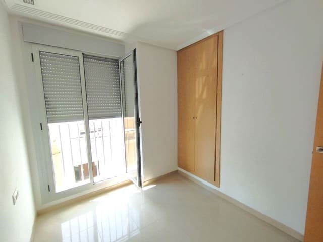 3 soveværelse Lejlighed til leje i Benissa med garage - € 750 (Ref: 10080373)