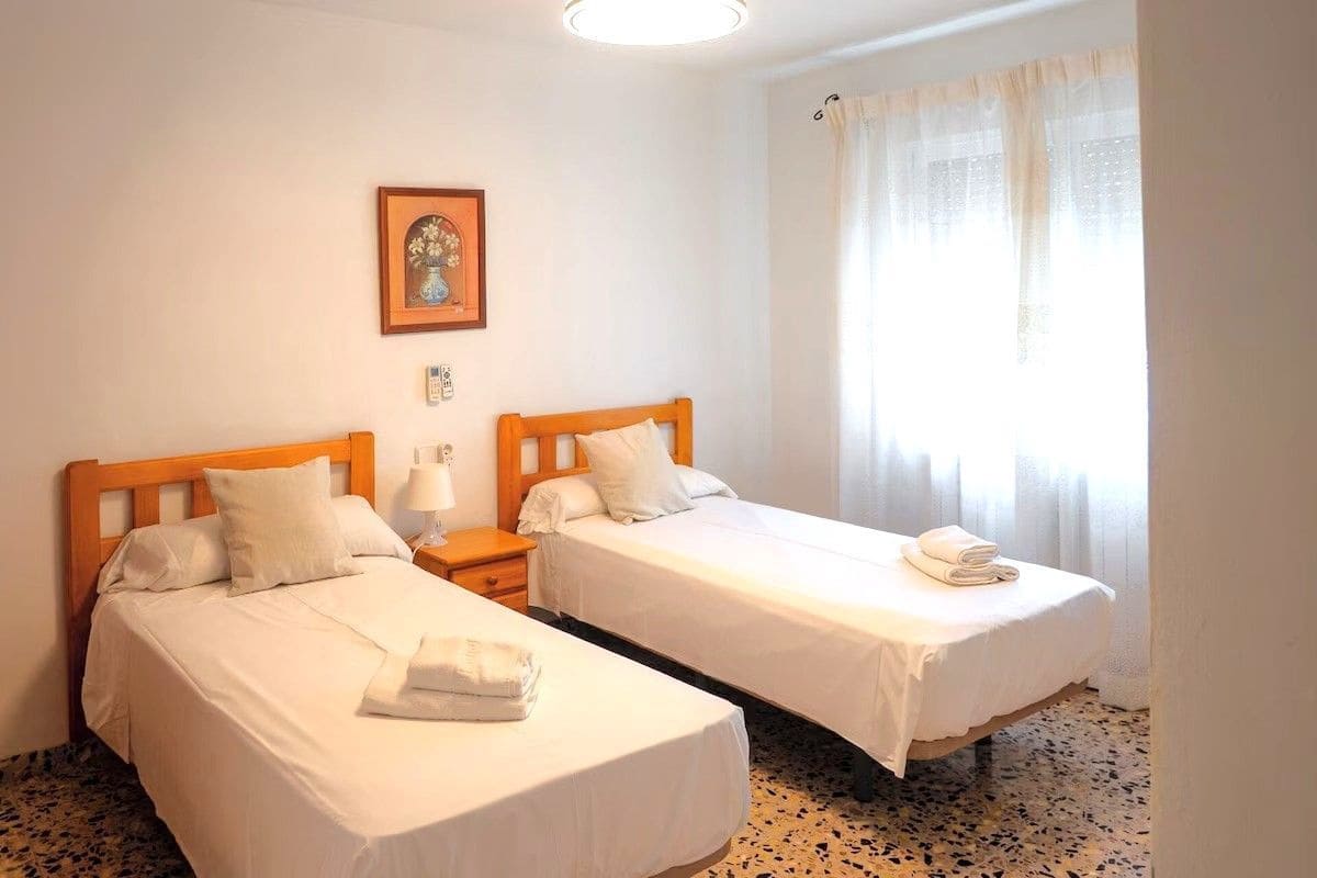 5 bedroom Villa for rent in Benissa with pool garage - € 3,000 (Ref: 10101543)