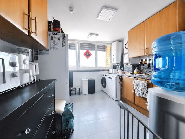 2 Zimmer Apartment zu verkaufen in Benidorm mit Pool Garage - 375.000 € (Ref: 10166075)