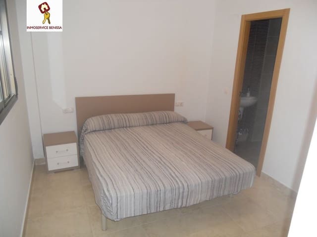 2 slaapkamer Flat te huur in Benissa met garage - € 650 (Ref: 10173158)