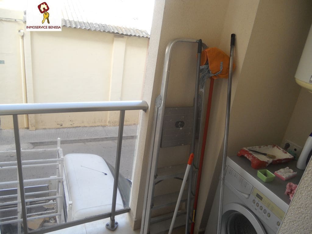 2 slaapkamer Flat te huur in Benissa met garage - € 650 (Ref: 10173158)
