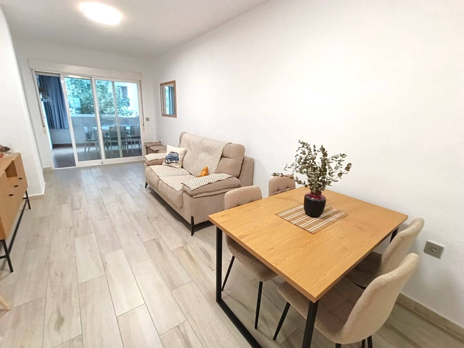 3 soverom Leilighet til leie i Calpe / Calp med svømmebasseng - € 1 200 (Ref: 10176341)