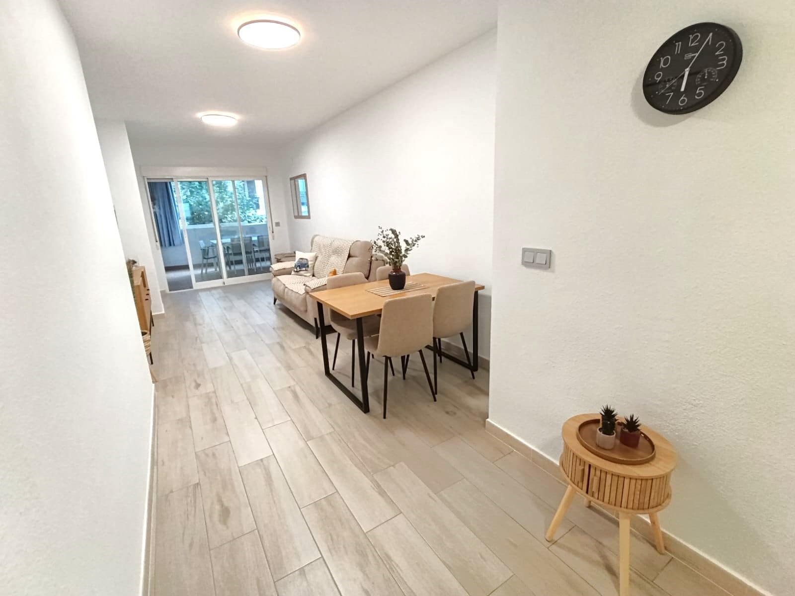 3 soverom Leilighet til leie i Calpe / Calp med svømmebasseng - € 1 200 (Ref: 10176341)