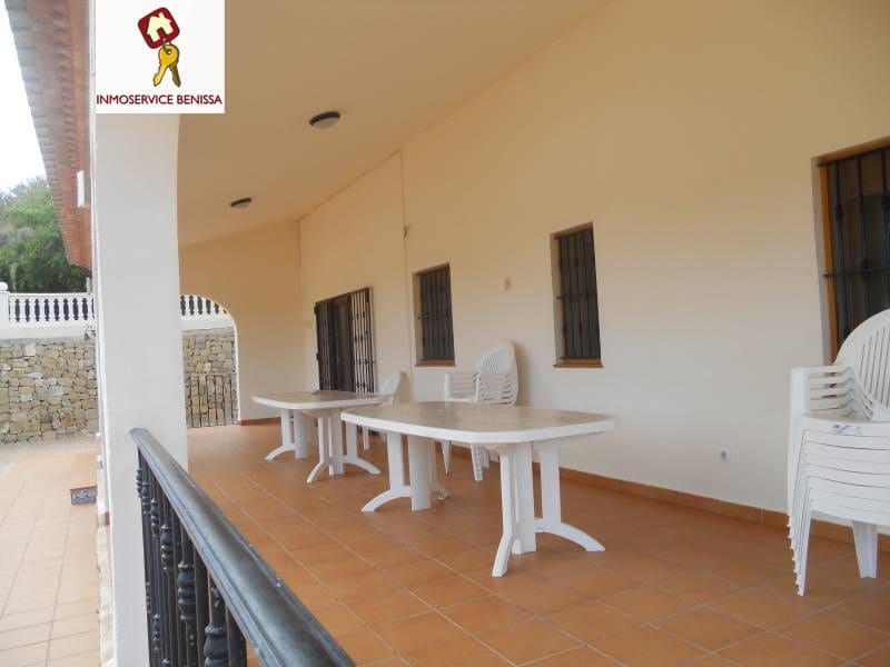 8 Zimmer Villa zu verkaufen in Moraira mit Pool Garage - 2.000.000 € (Ref: 3108261)