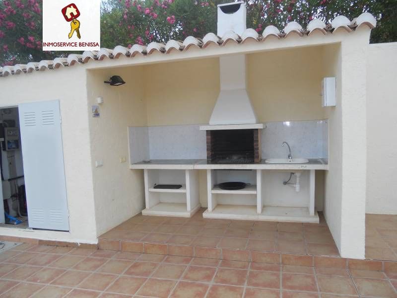 8 Zimmer Villa zu verkaufen in Moraira mit Pool Garage - 2.000.000 € (Ref: 3108261)