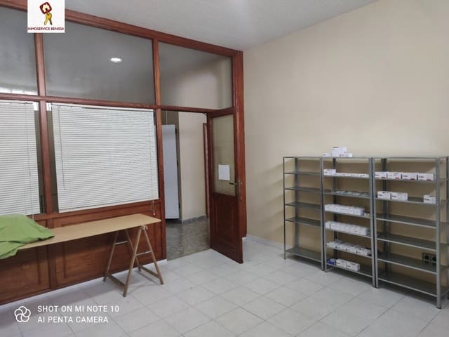 Business for sale in Benissa with garage - € 199,999 (Ref: 6164413)