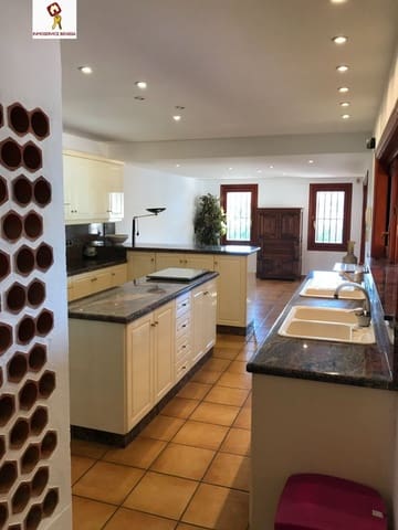Chalet de 4 habitaciones en Benissa en venta con piscina - 1.295.000 € (Ref: 6290971)