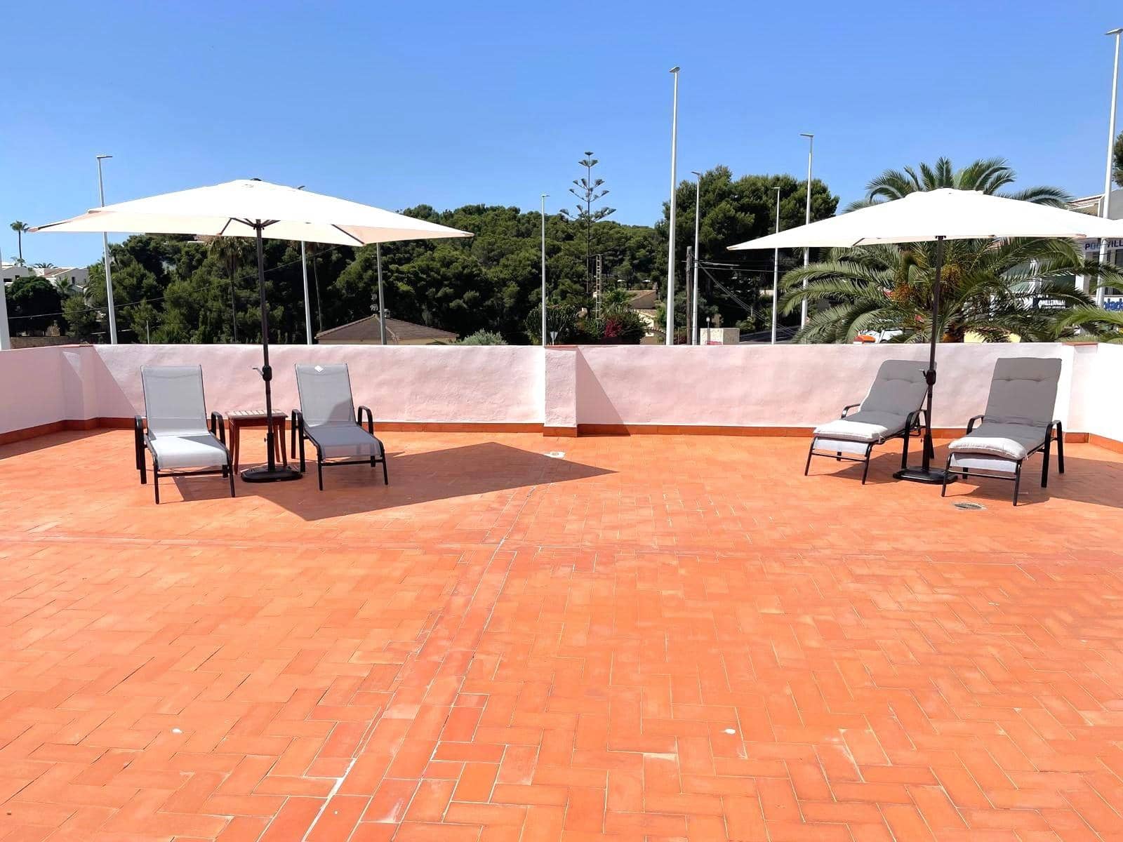 3 soverom Leilighet til leie i Moraira - € 1 600 (Ref: 6889415)