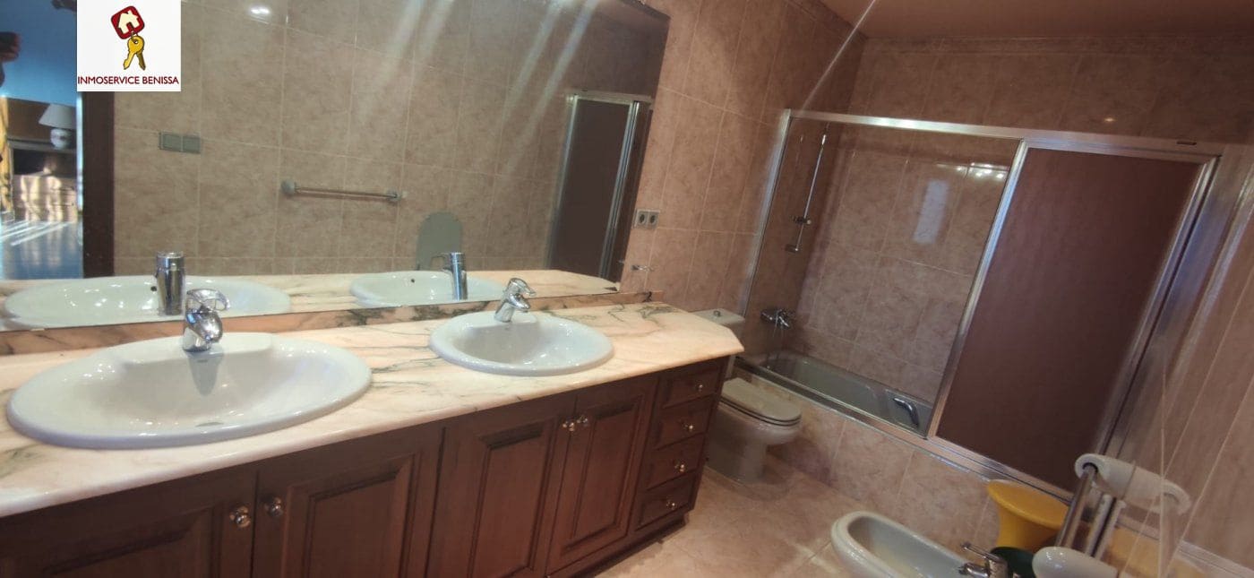 Villa for sale in Benissa with pool garage - € 610,000 (Ref: 7158950)