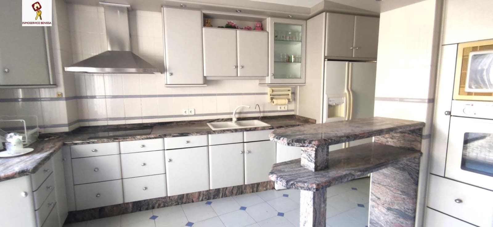 8 soveværelse Byhus til salg i Benissa - € 300.000 (Ref: 7784724)