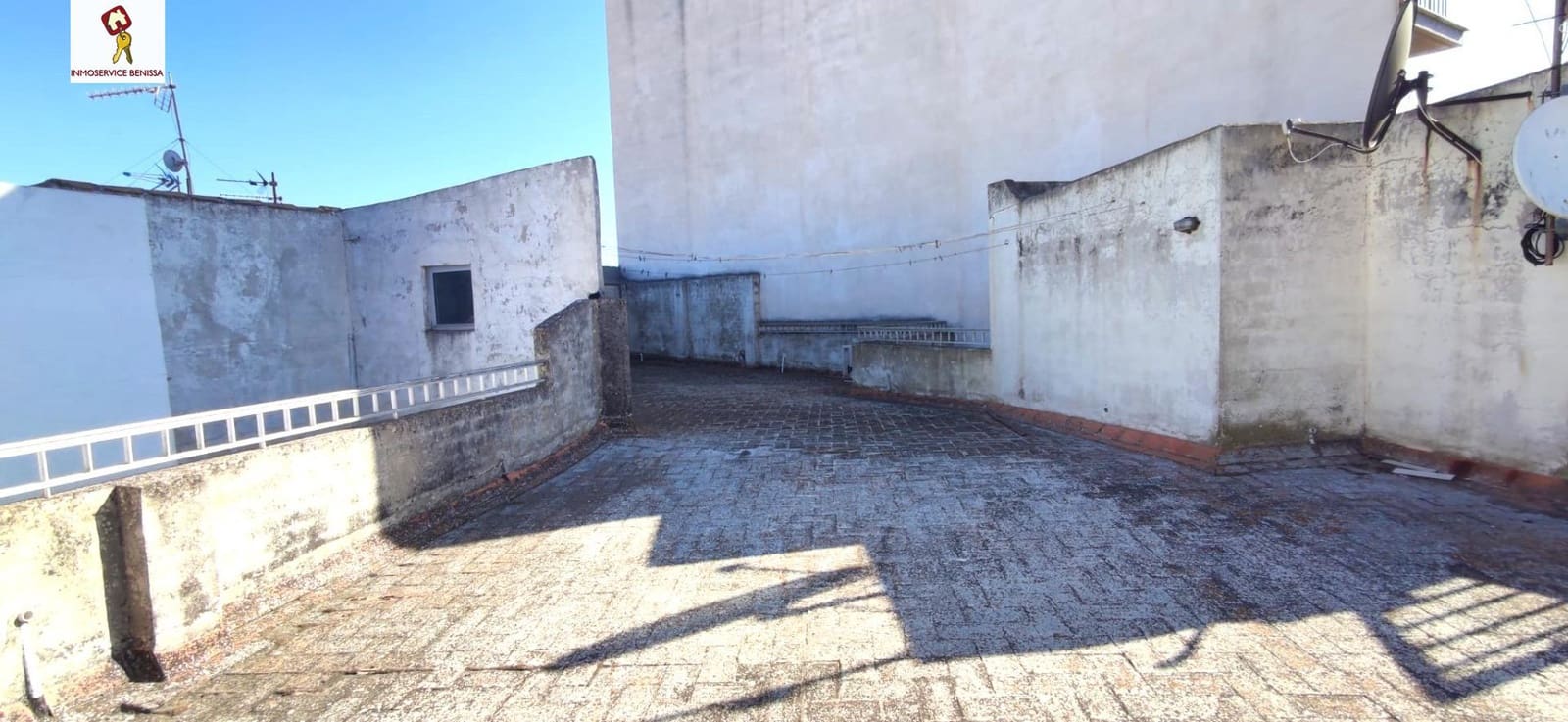 8 soveværelse Byhus til salg i Benissa - € 300.000 (Ref: 7784724)