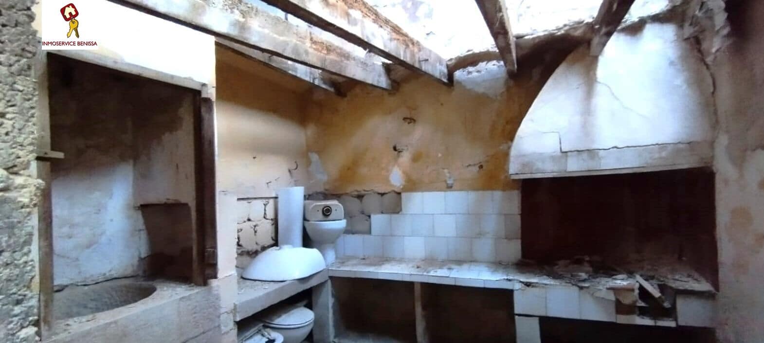 4 soveværelse Byhus til salg i Benissa - € 199.000 (Ref: 8199491)