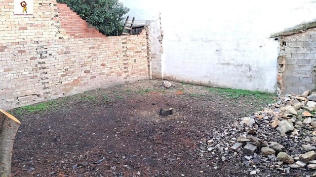 4 bedroom Townhouse for sale in Benissa - € 185,000 (Ref: 8199491)