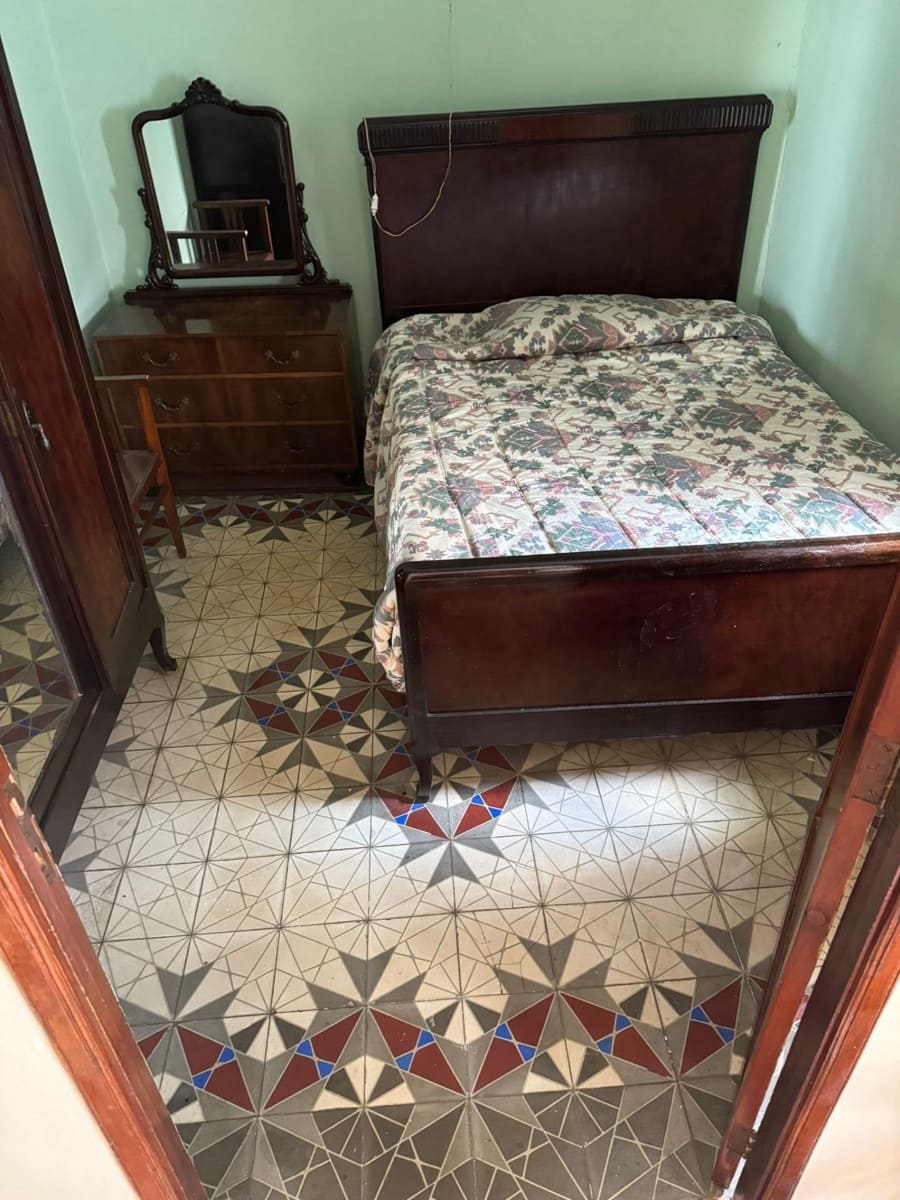 5 soveværelse Byhus til salg i Benidoleig - € 160.000 (Ref: 8534255)