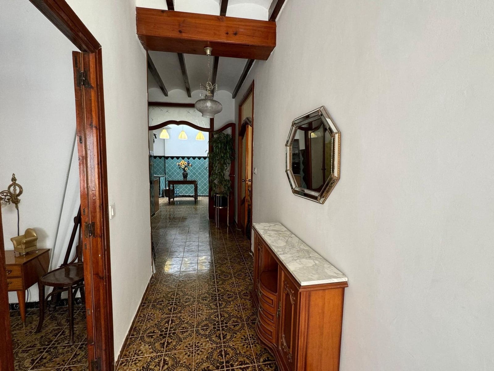 5 soveværelse Byhus til salg i Benidoleig - € 160.000 (Ref: 8534255)