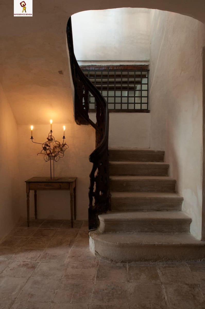 6 soveværelse Byhus til salg i Benissa - € 750.000 (Ref: 8619991)