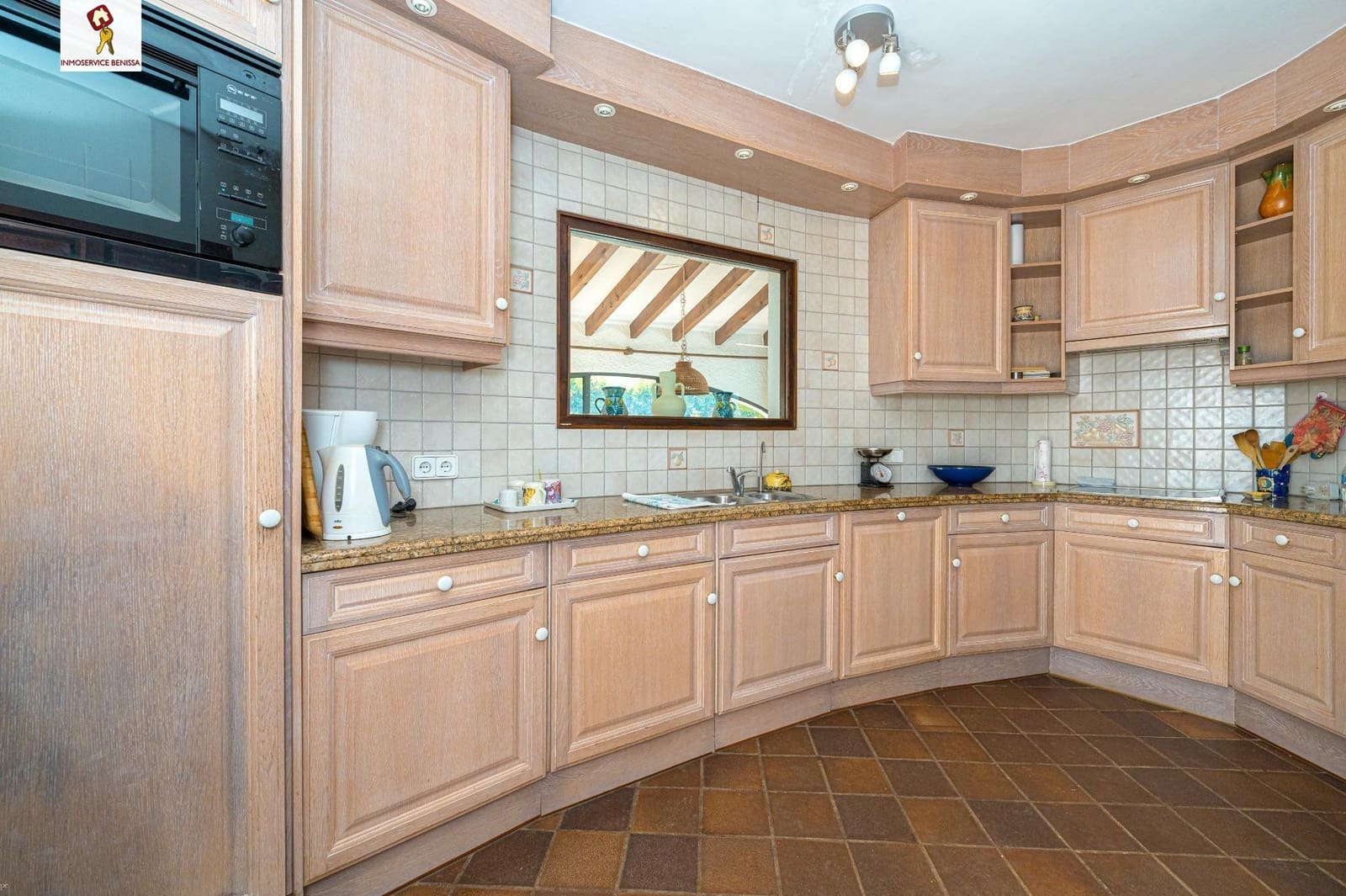 3 bedroom Villa for sale in Moraira with pool - € 679,000 (Ref: 8825072)