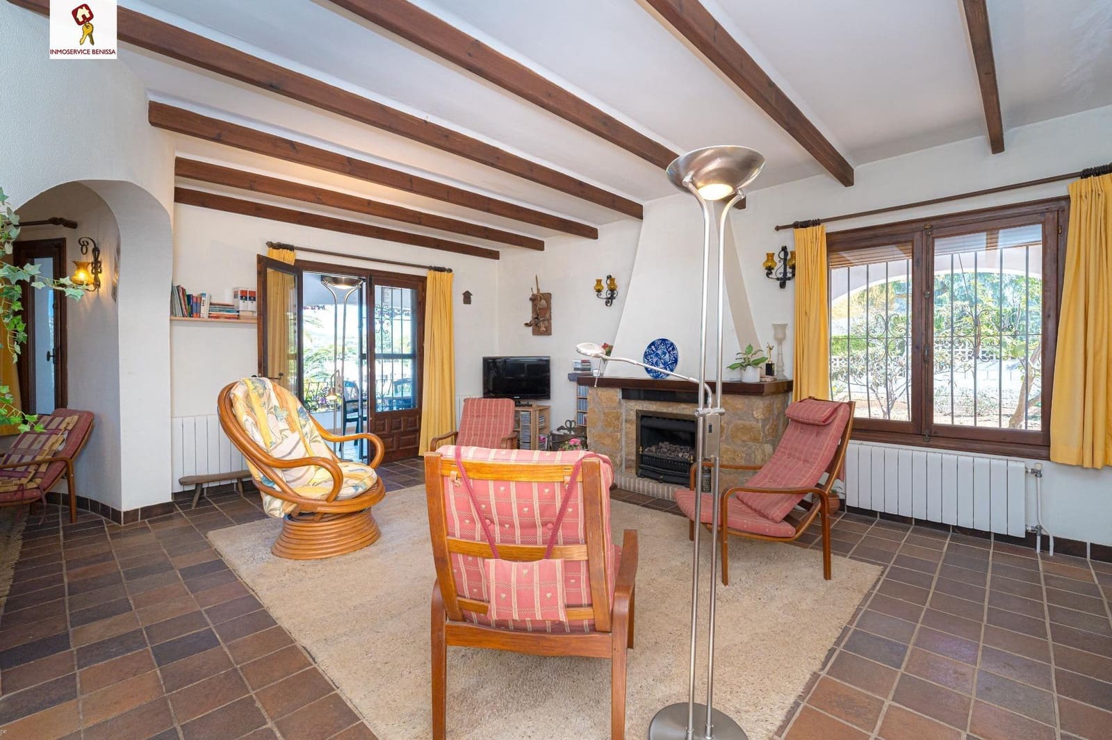 3 bedroom Villa for sale in Moraira with pool - € 679,000 (Ref: 8825072)