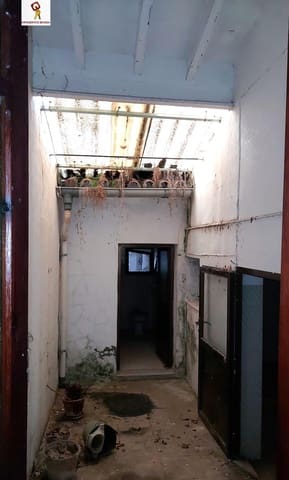 3 soveværelse Byhus til salg i Benissa - € 140.000 (Ref: 9217335)