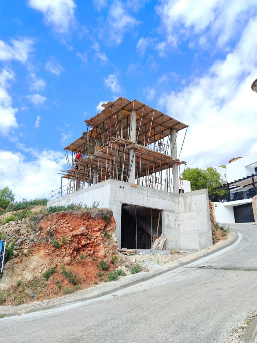 Villa til salg i Alcalali / Alcanali med garage - € 630.000 (Ref: 9310888)