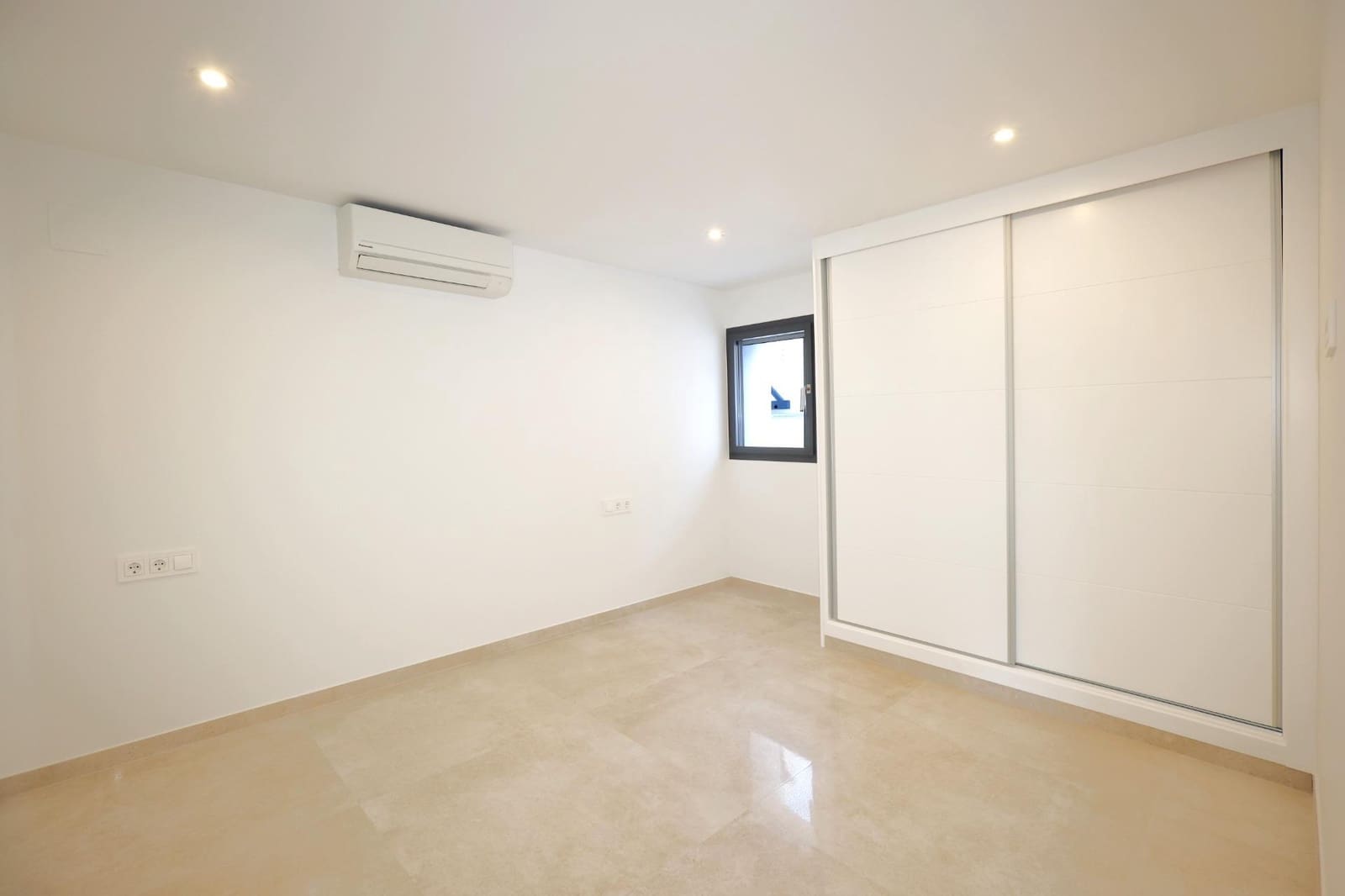 4 Zimmer Villa zu verkaufen in Calpe / Calp mit Pool - 840.000 € (Ref: 9349544)