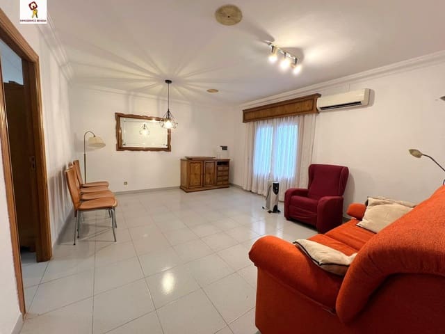 4 bedroom Apartment for rent in Benissa - € 1,100 (Ref: 9419753)