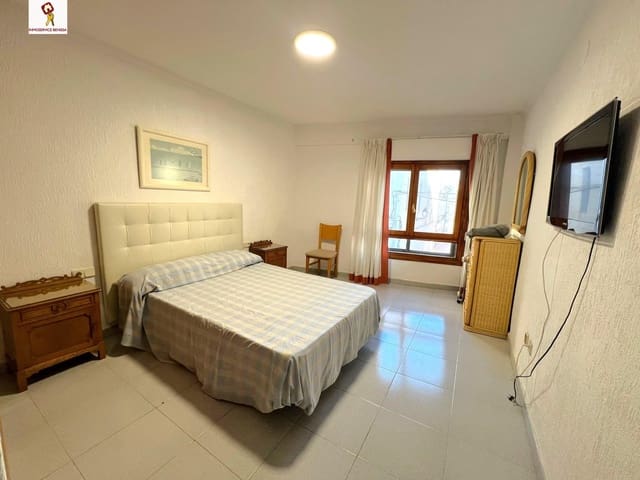 4 bedroom Apartment for rent in Benissa - € 1,100 (Ref: 9419753)