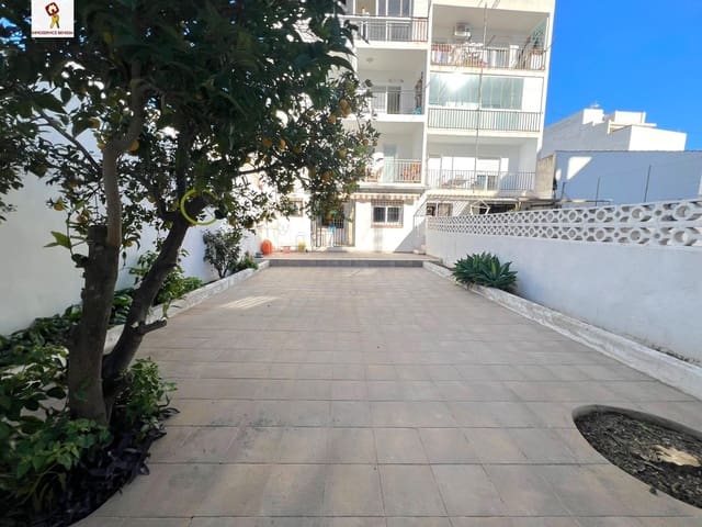 4 bedroom Apartment for rent in Benissa - € 1,100 (Ref: 9419753)