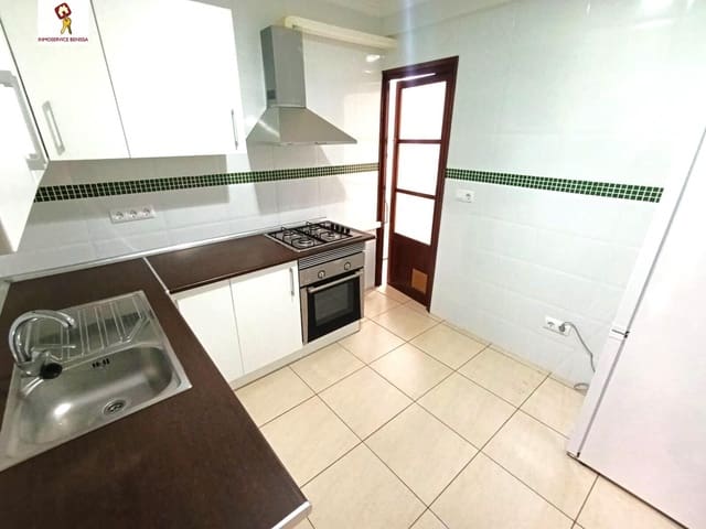 4 bedroom Apartment for rent in Benissa - € 650 (Ref: 9431068)