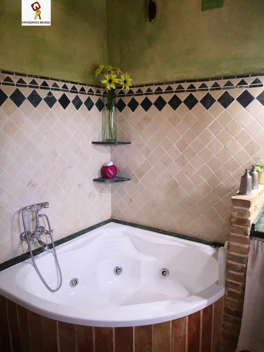 3 bedroom Villa for sale in Benissa with pool - € 550,000 (Ref: 9470693)