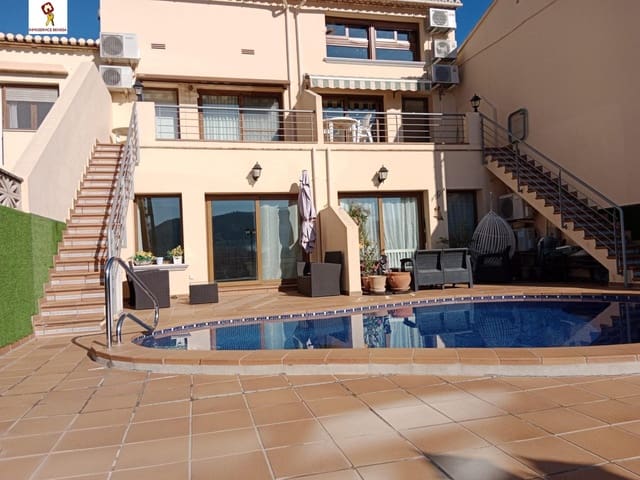 3 bedroom Terraced Villa for rent in Alcalalí / Alcanalí with pool - € 750 (Ref: 9518901)