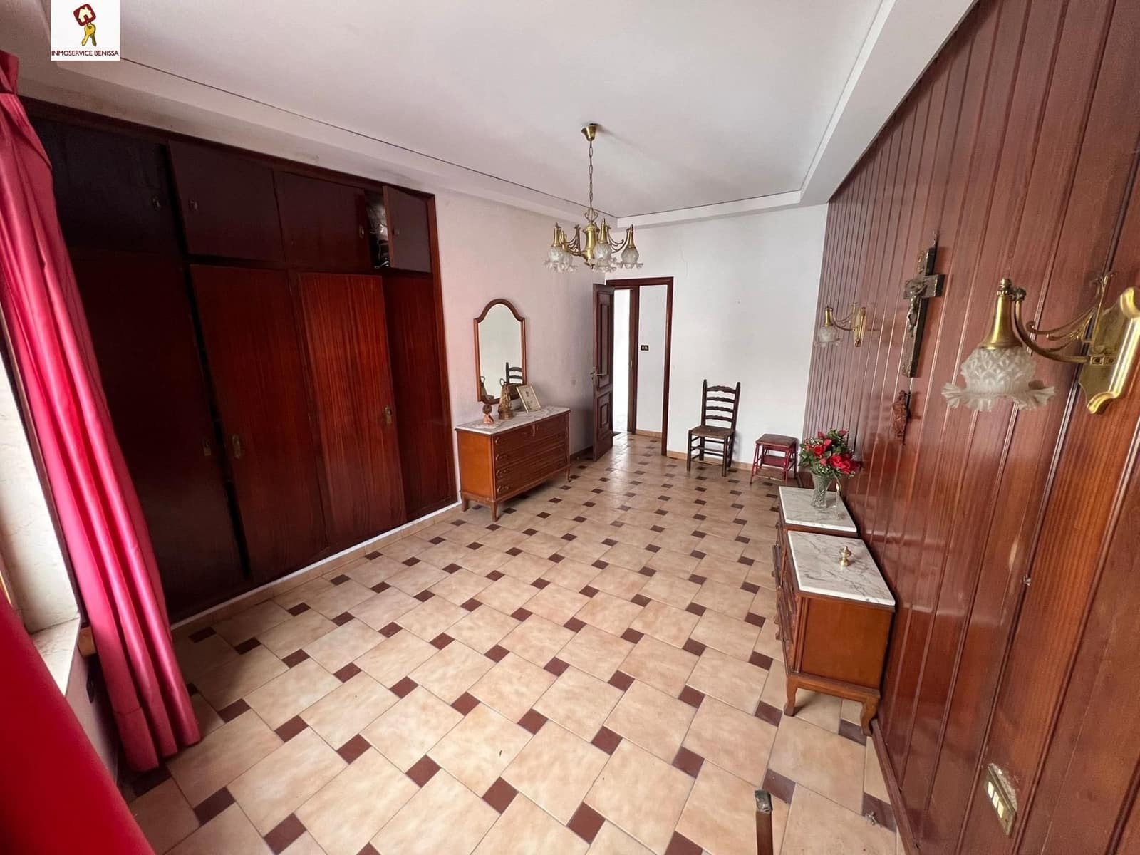 2 bedroom Townhouse for sale in Denia with garage - € 190,000 (Ref: 9550748)