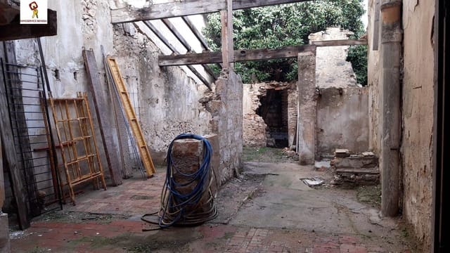 4 soveværelse Byhus til salg i Benissa med garage - € 185.000 (Ref: 9550754)