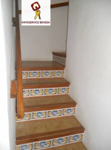 4 camera da letto Casa in vendita in Benissa con garage - 110.000 € (Rif: 9550763)