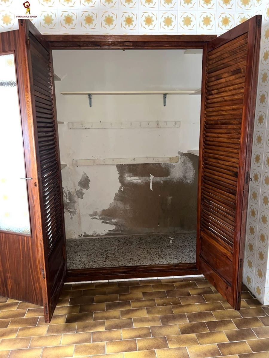 5 soverom Hus til salgs i Benissa med garasje - € 255 000 (Ref: 9550767)