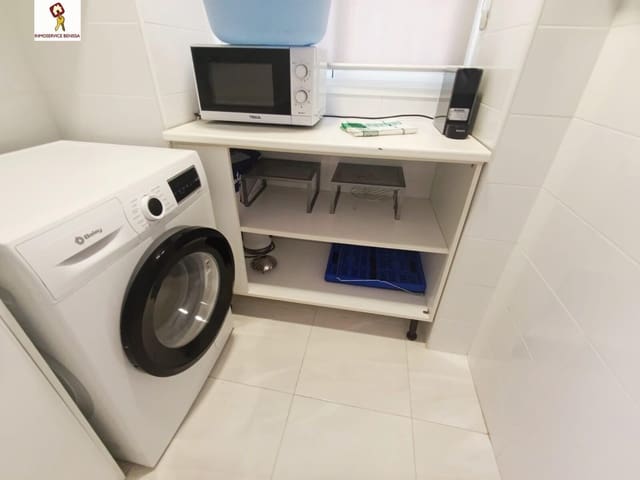 2 bedroom Apartment for rent in Levante - Playa Fossa, Calpe / Calp with pool garage - € 1,600 (Ref: 9550771)